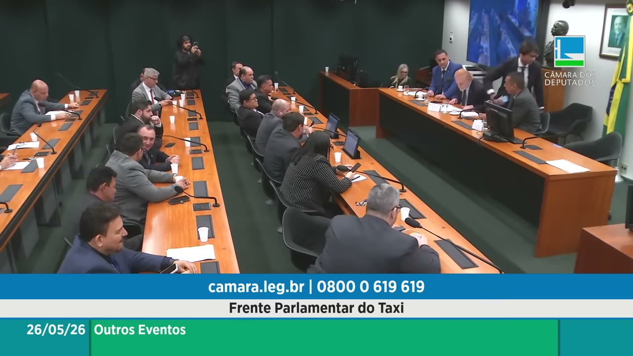 Vídeo do evento em 1:40:04