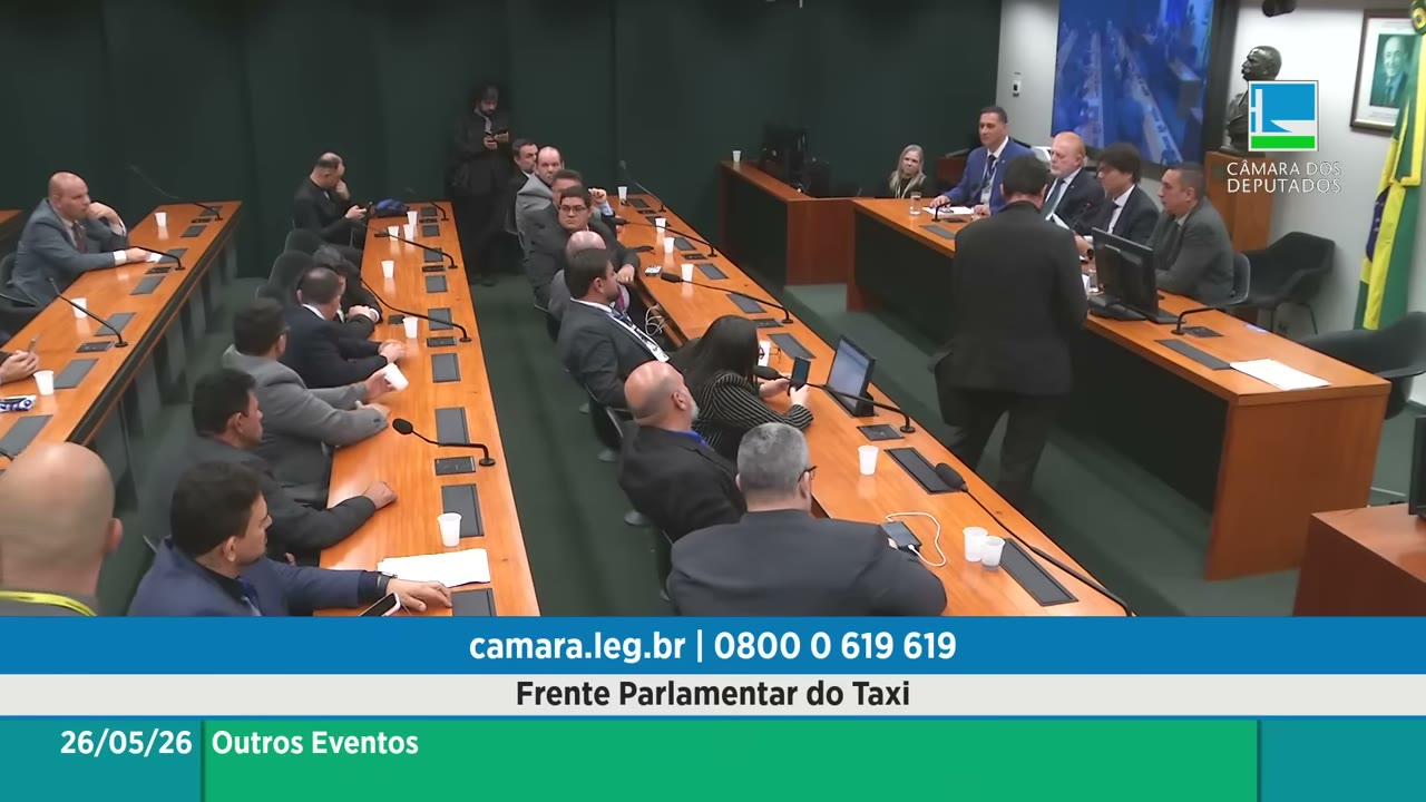 Vídeo do evento em 2:05:13