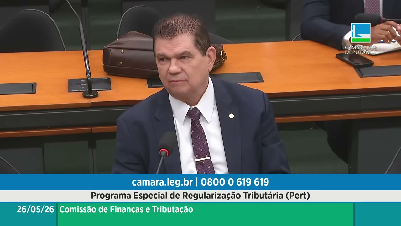Vídeo do evento em 1:04:05