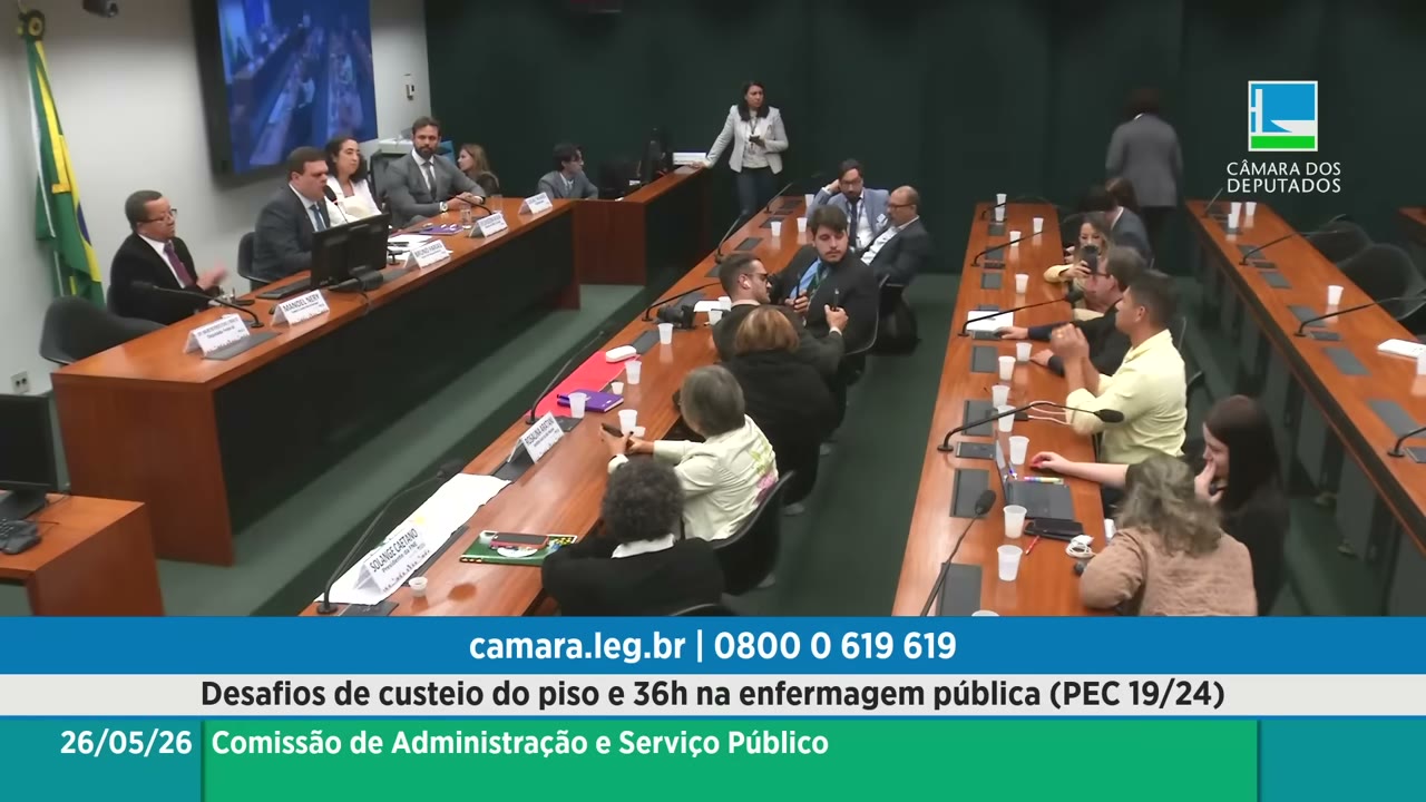 Vídeo do evento em 1:03:30