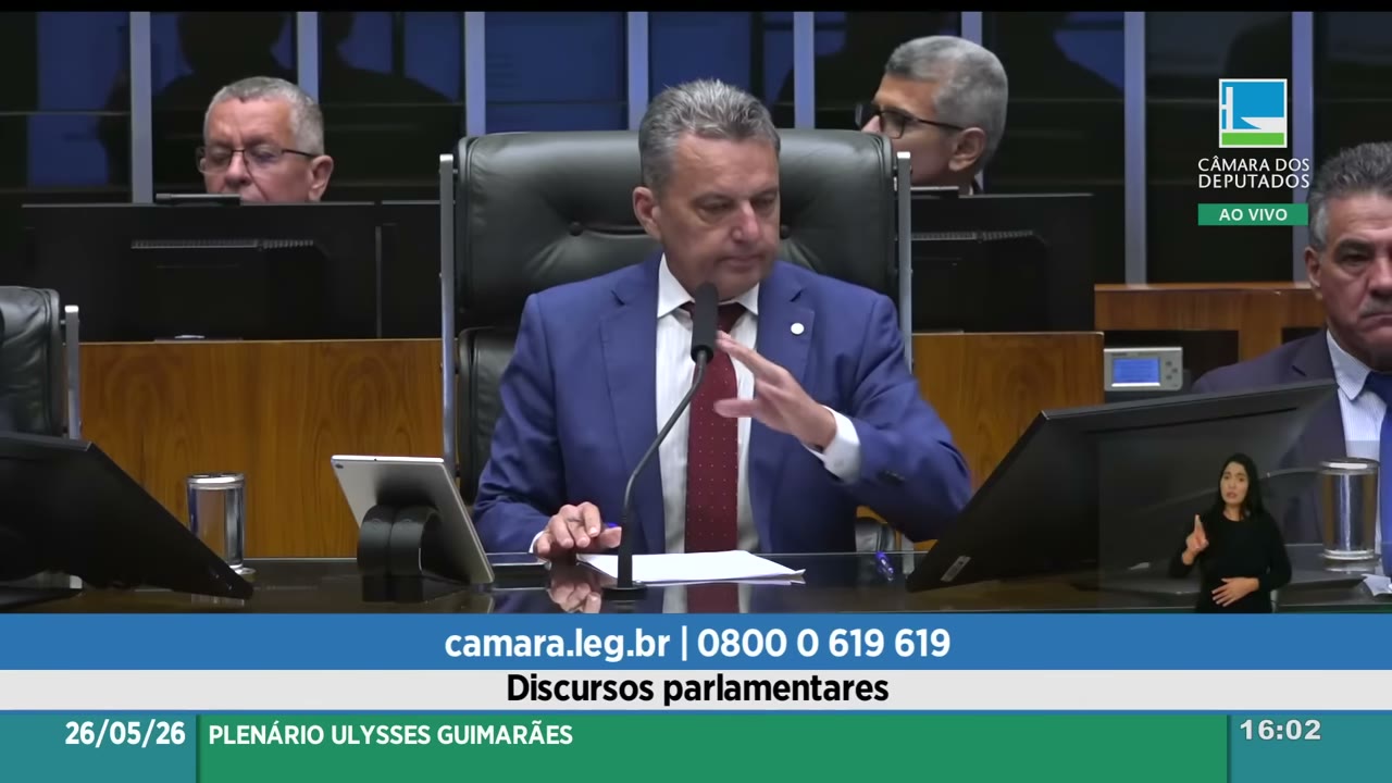 Vídeo do evento em 2:01:04
