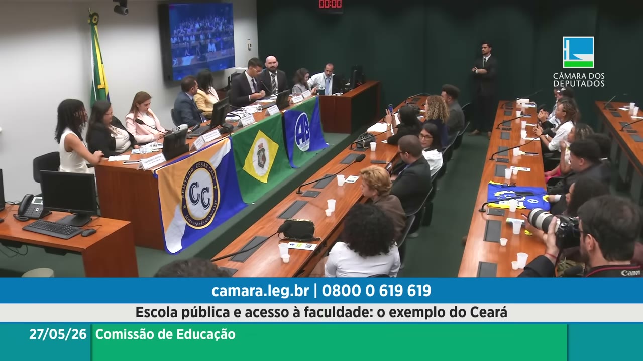 Vídeo do evento em 1:04:08