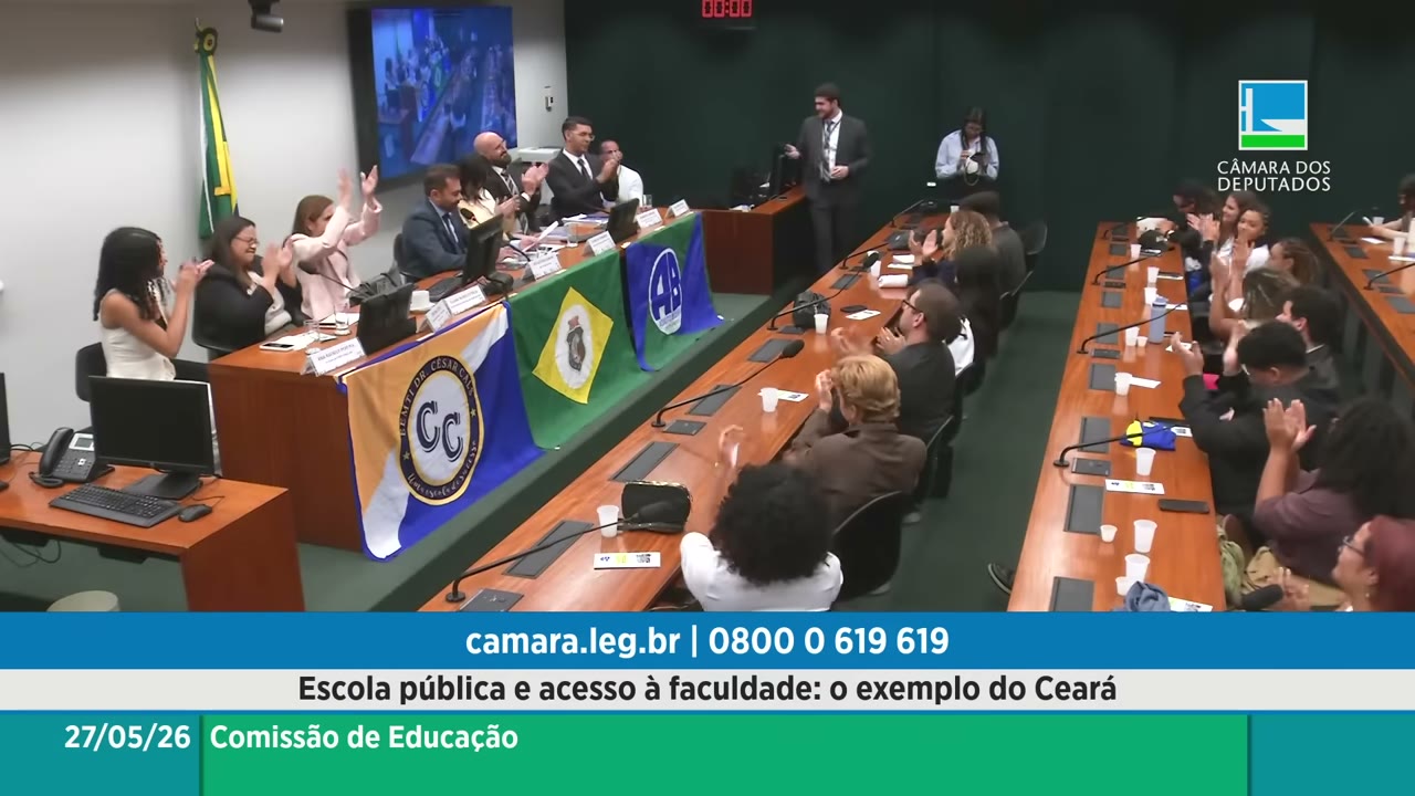 Vídeo do evento em 2:00:21