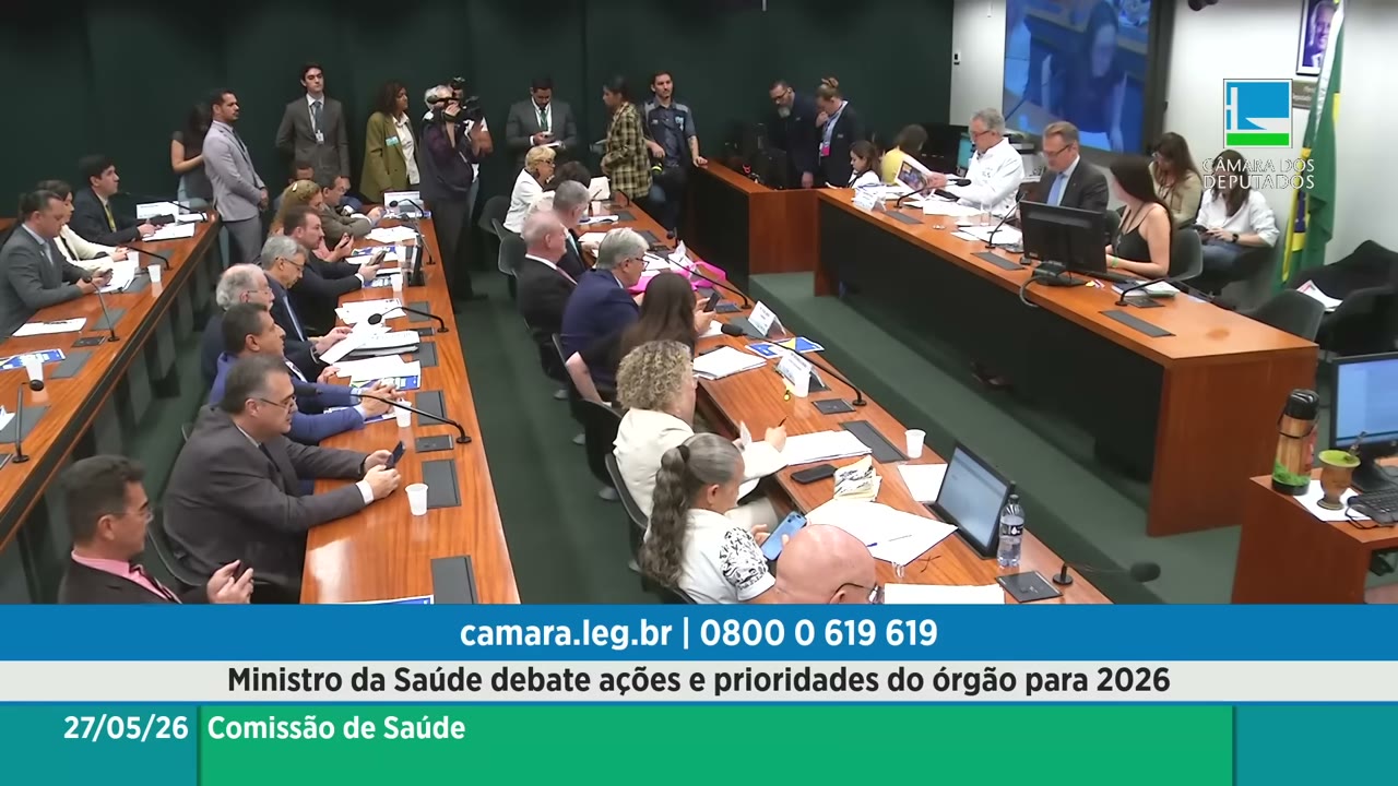 Vídeo do evento em 1:05:19