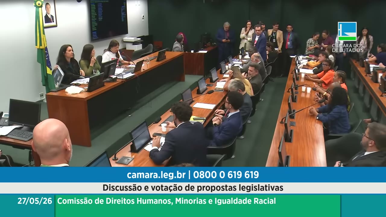 Vídeo do evento em 1:04:31