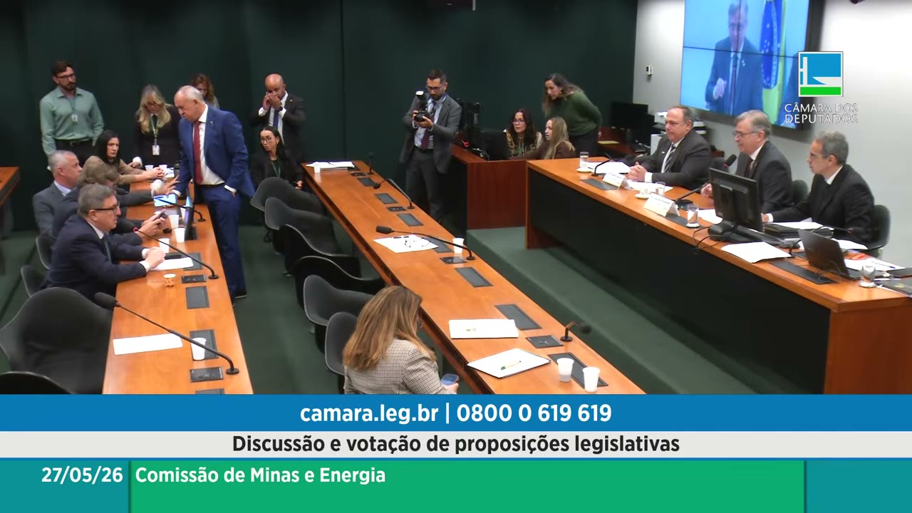 Vídeo do evento em 1:11:07