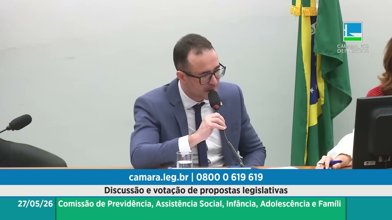 Vídeo do evento em 1:04:31