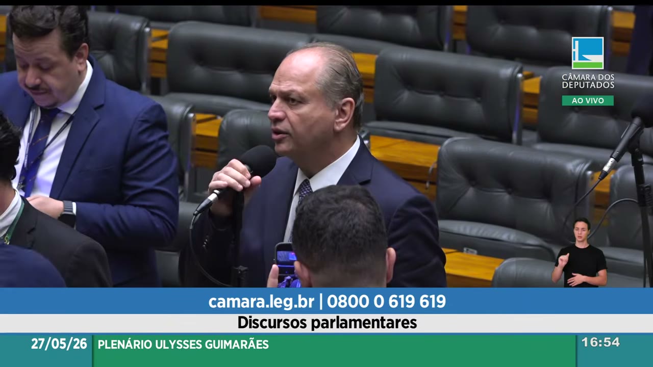 Vídeo do evento em 1:54:37