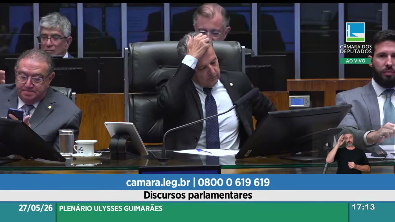 Vídeo do evento em 2:14:08