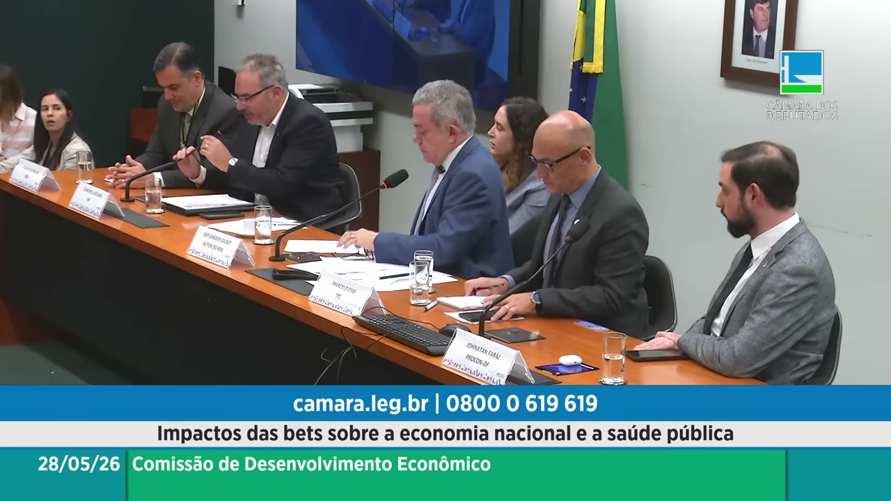 Vídeo do evento em 1:37:51
