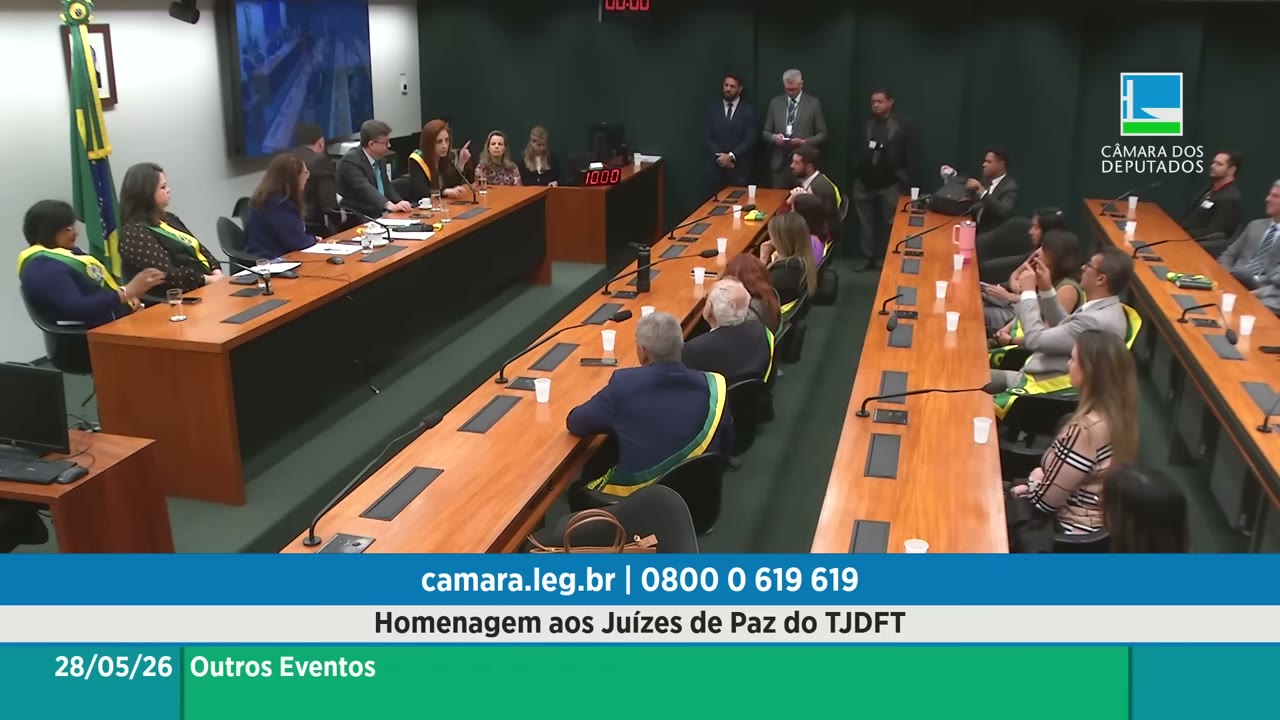 Vídeo do evento em 1:04:19