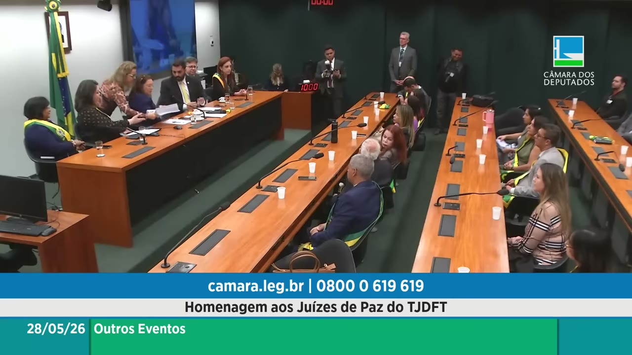 Vídeo do evento em 1:05:57