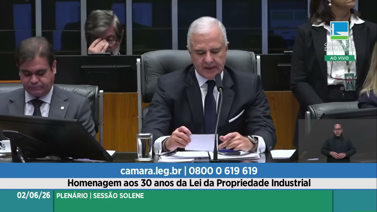 Vídeo do evento em 1:12:59