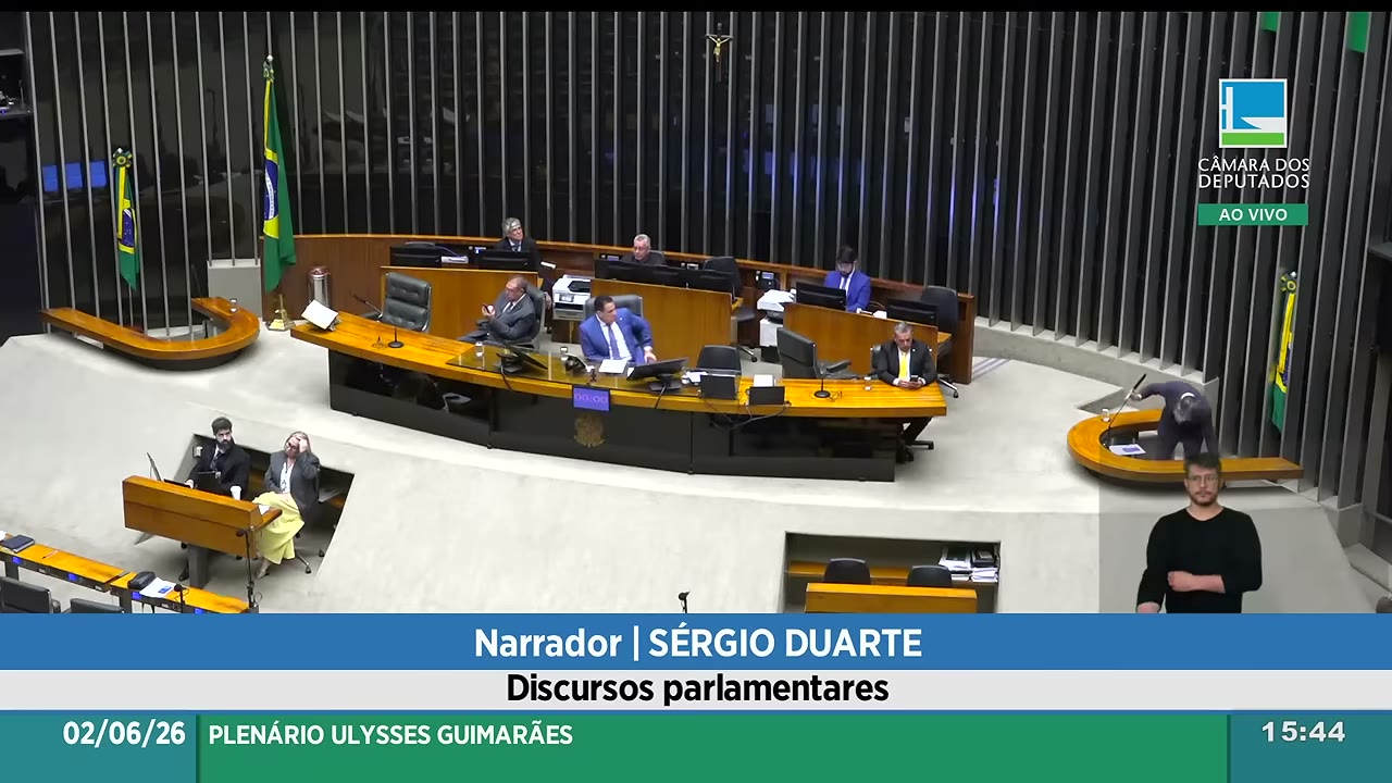 Vídeo do evento em 1:44:16