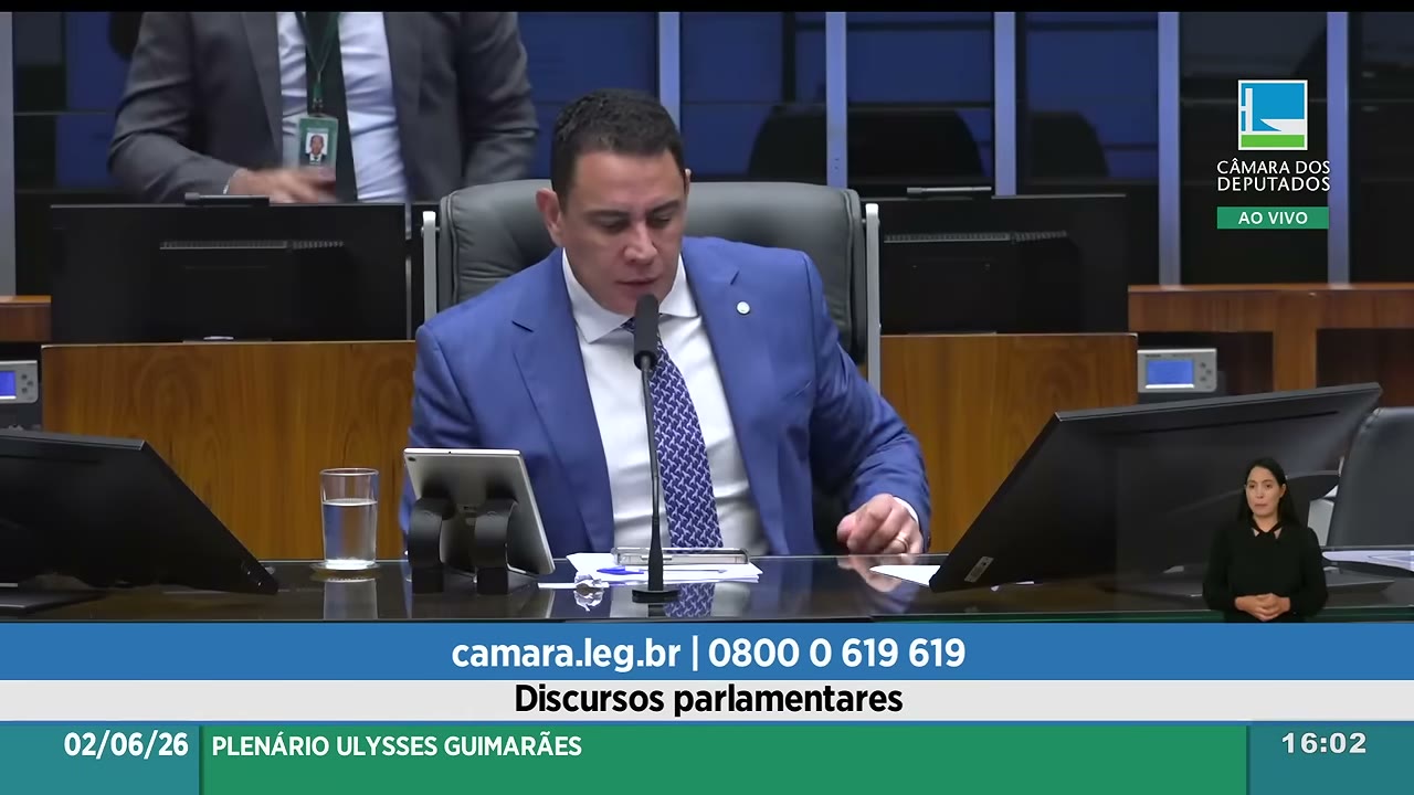 Vídeo do evento em 2:01:50