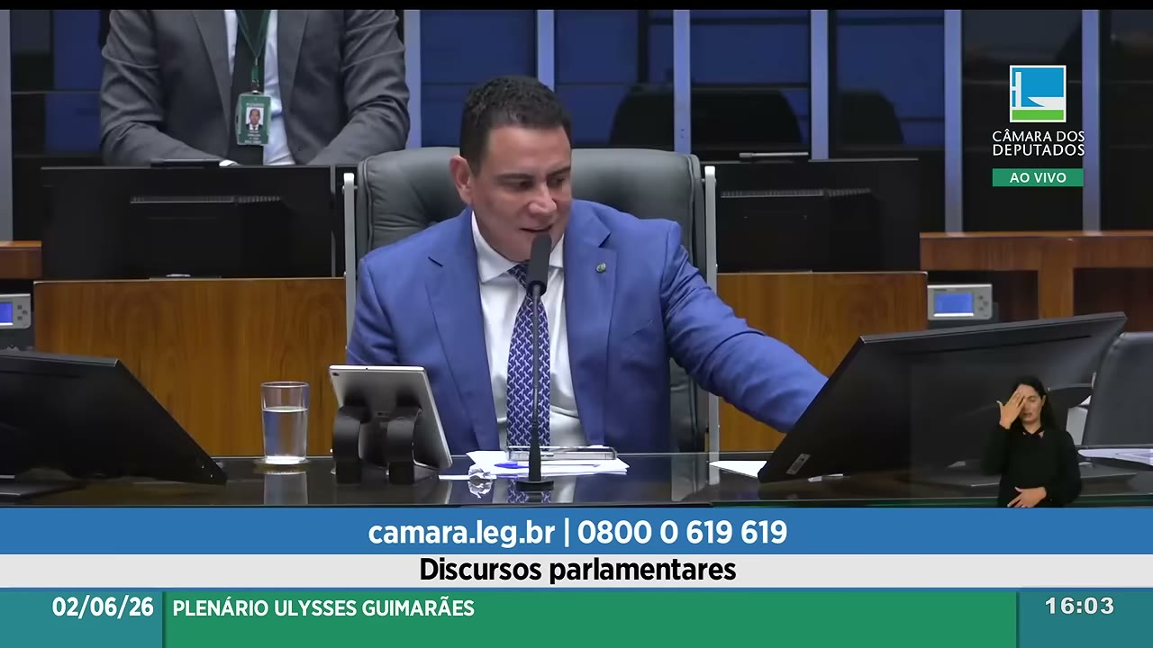 Vídeo do evento em 2:02:38