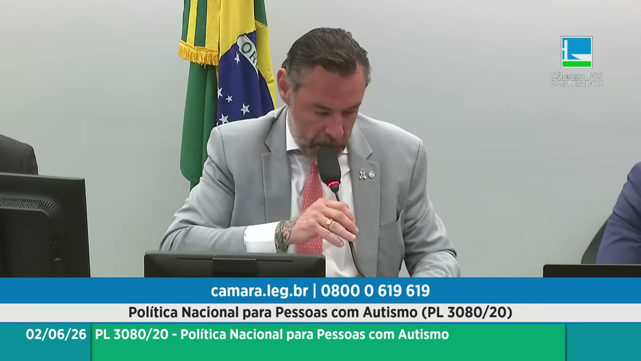 Vídeo do evento em 1:09:49