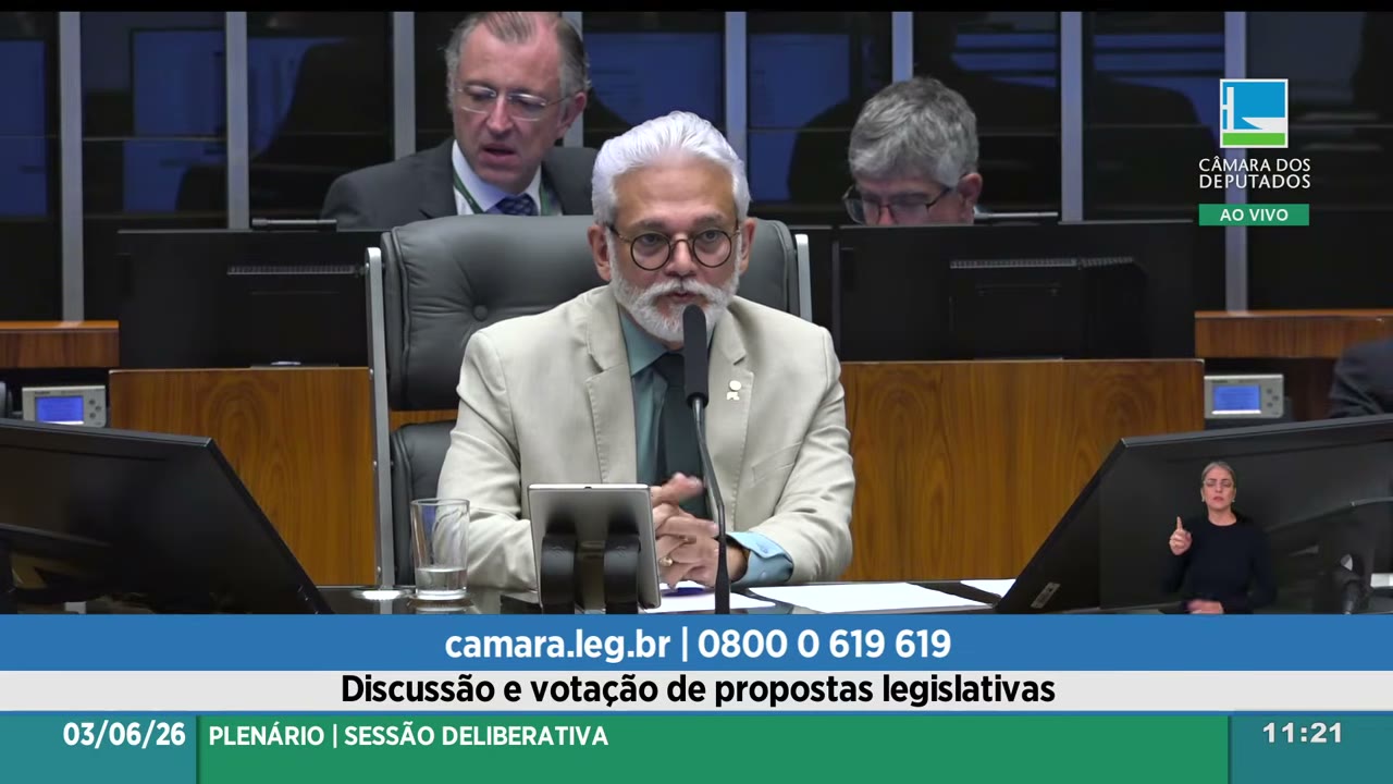 Vídeo do evento em 1:05:08