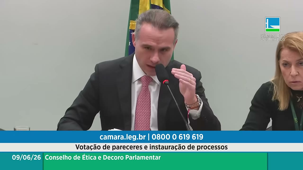 Vídeo do evento em 1:12:05