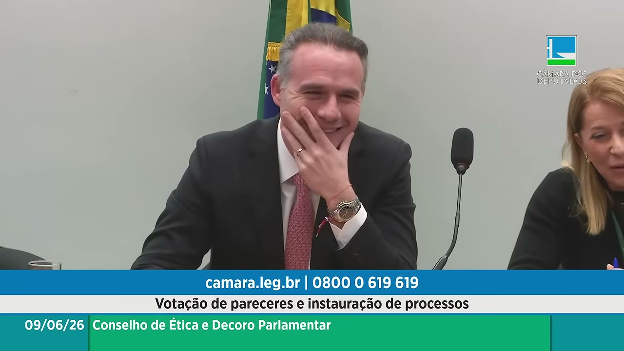 Vídeo do evento em 1:15:44