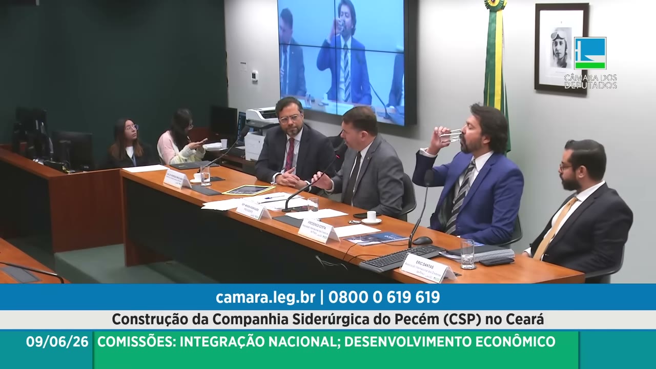 Vídeo do evento em 1:07:04