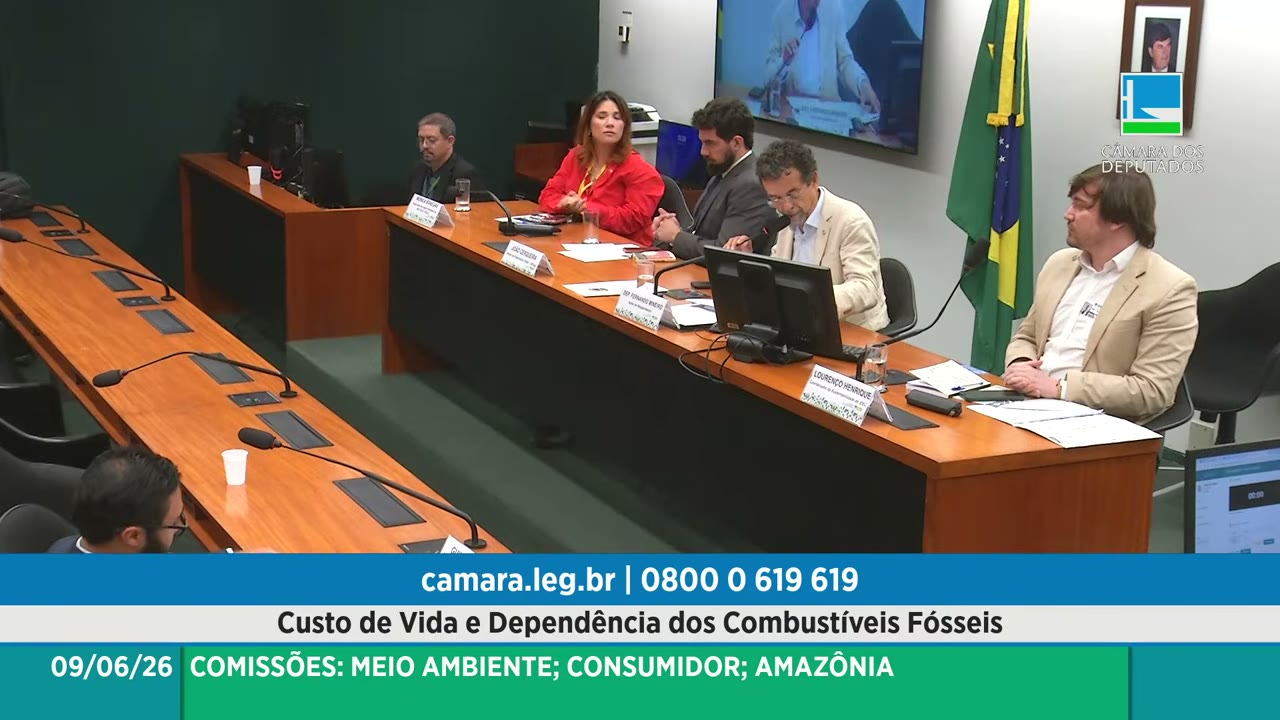 Vídeo do evento em 1:02:18