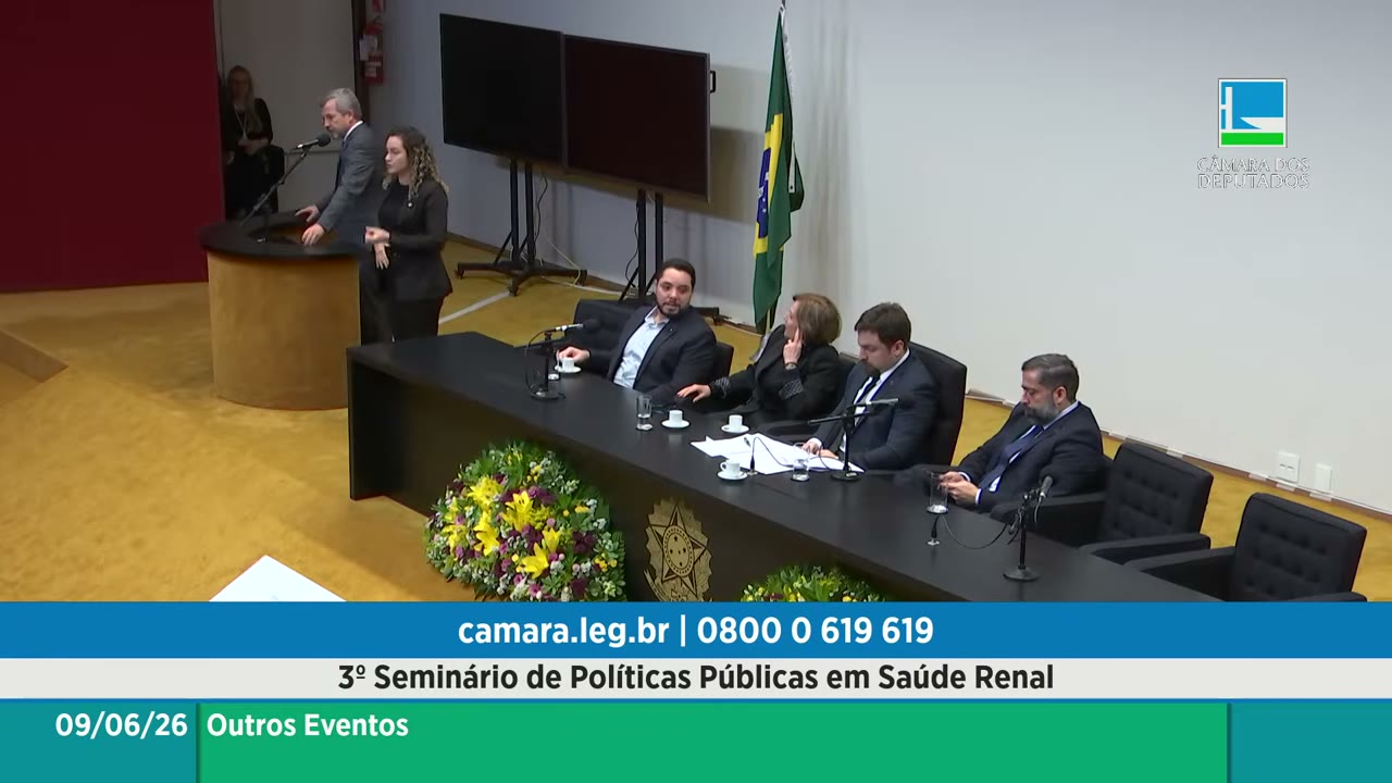 Vídeo do evento em 1:43:05