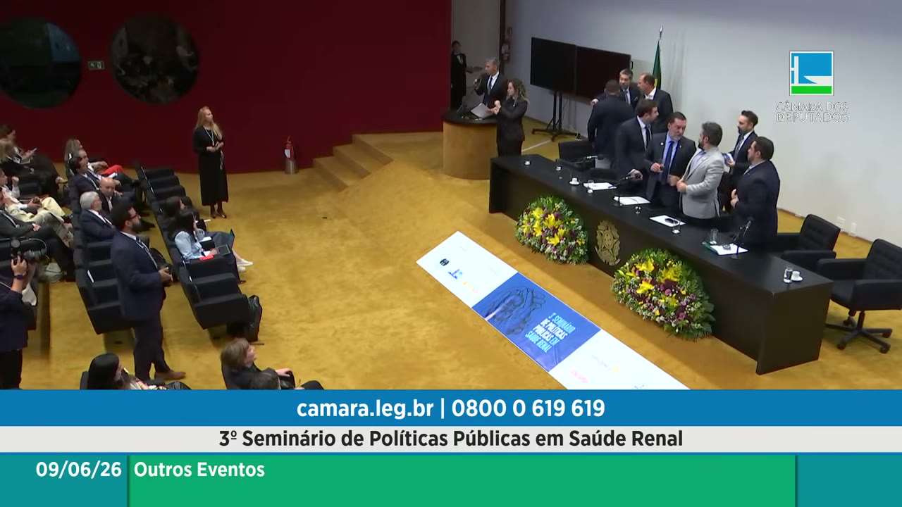 Vídeo do evento em 1:00:45