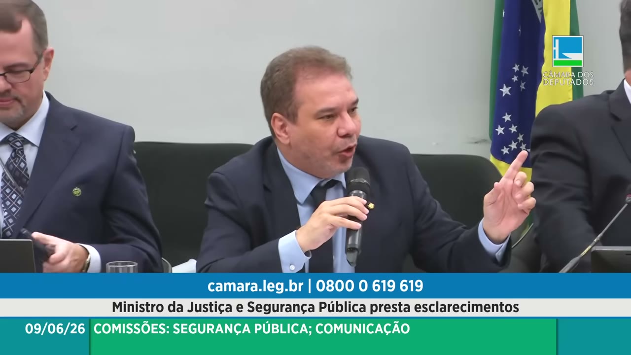 Vídeo do evento em 1:48:15