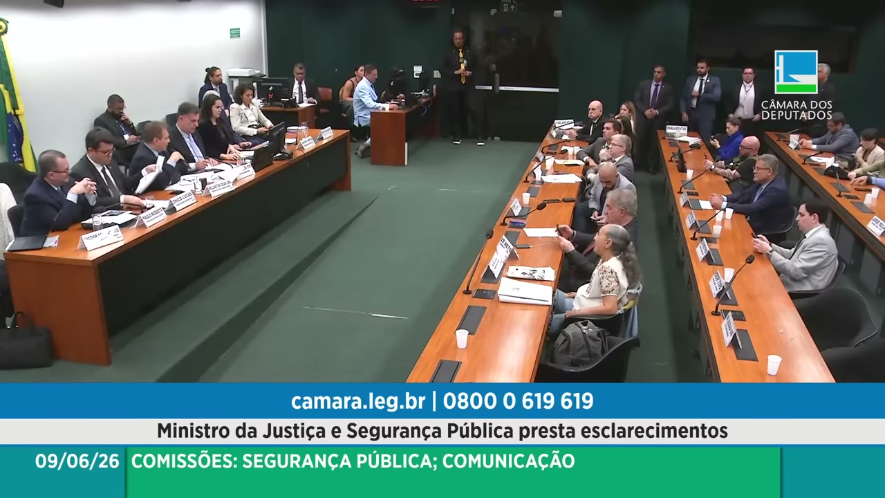 Vídeo do evento em 4:02:55