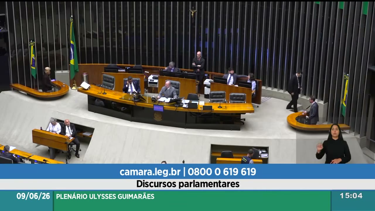 Vídeo do evento em 1:09:00