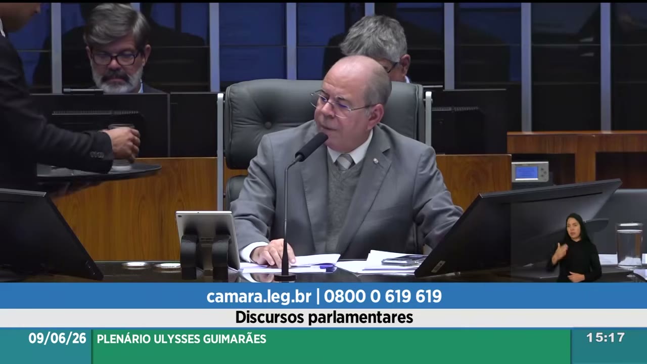 Vídeo do evento em 1:22:24