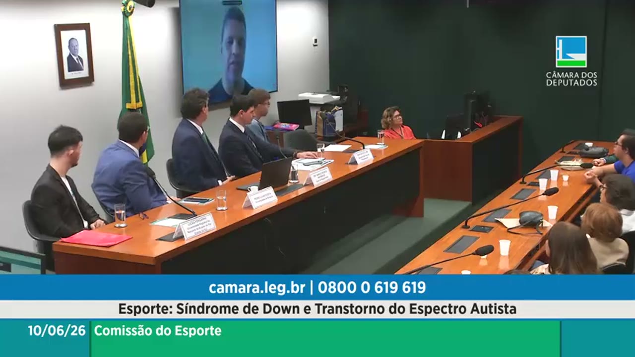 Vídeo do evento em 1:01:35