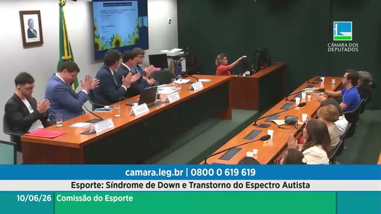 Vídeo do evento em 1:23:21