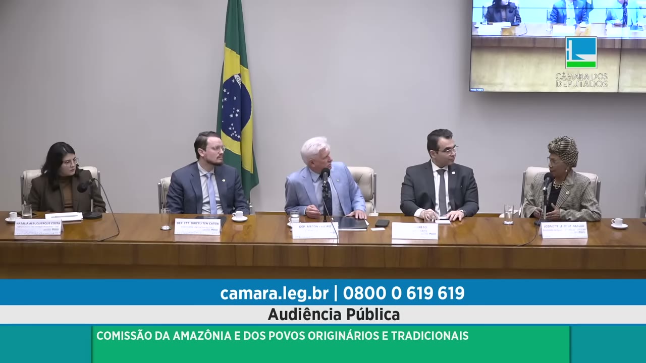 Vídeo do evento em 1:45:29