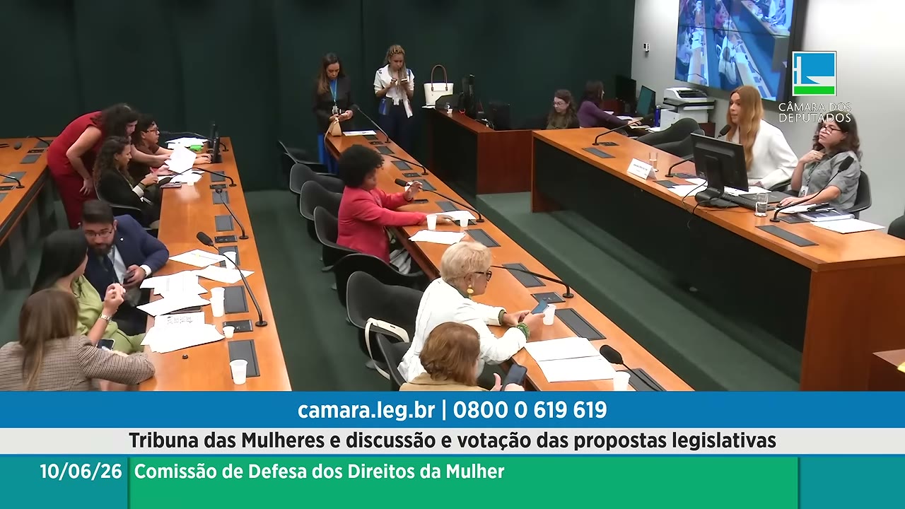 Vídeo do evento em 1:03:01