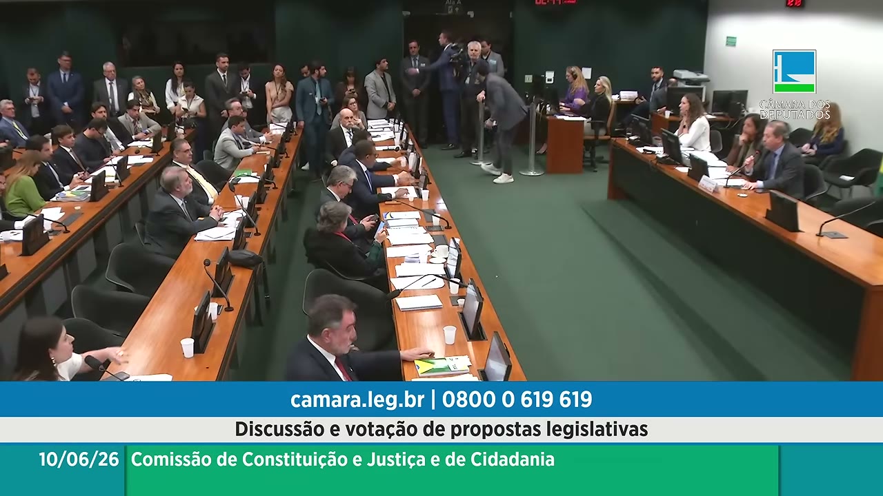 Vídeo do evento em 1:35:44