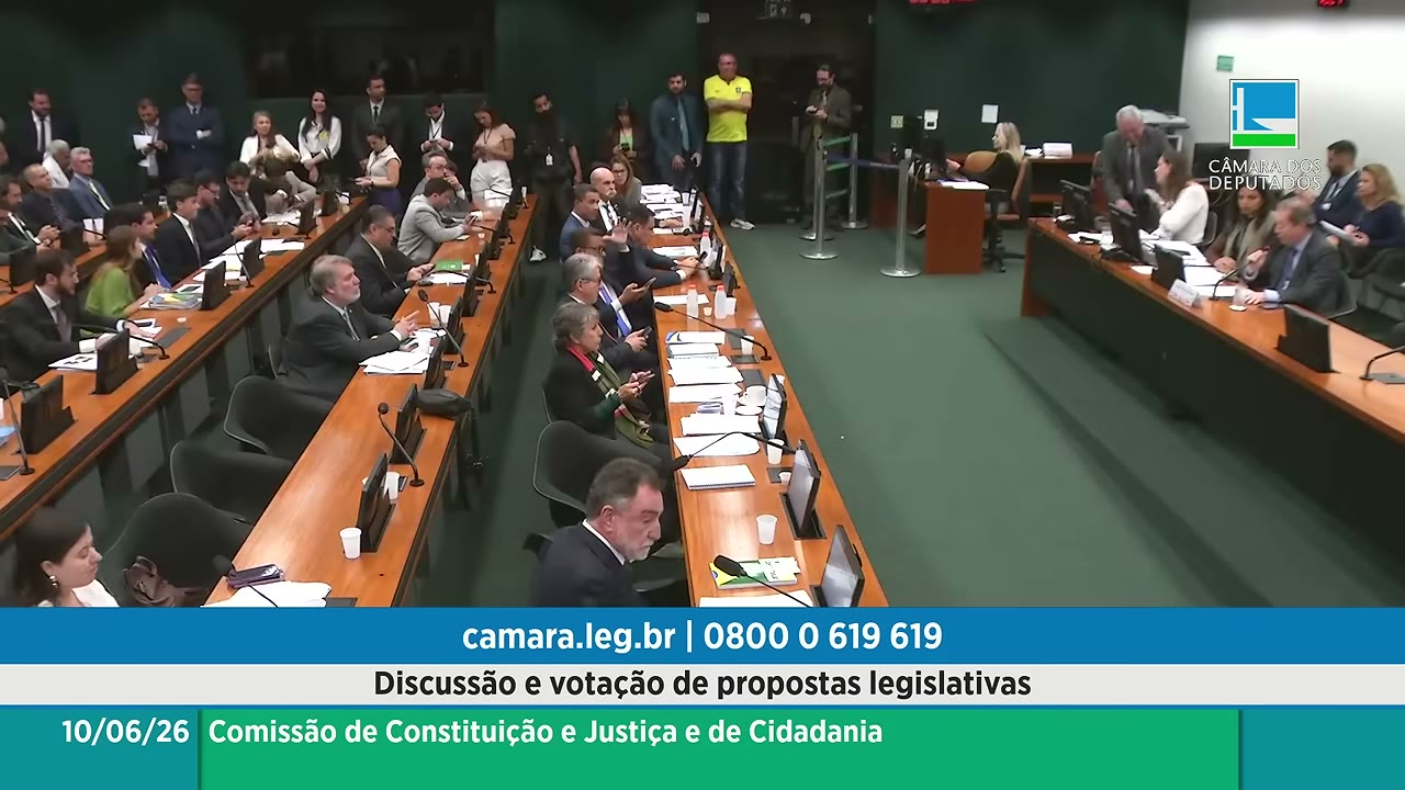 Vídeo do evento em 1:45:04