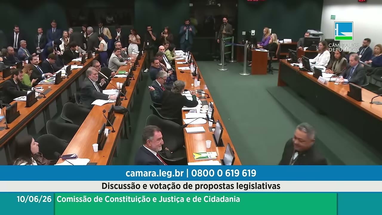 Vídeo do evento em 1:48:33