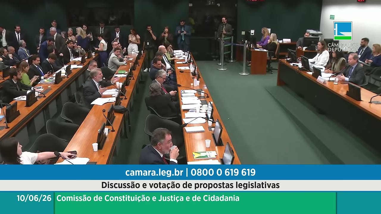 Vídeo do evento em 1:48:38