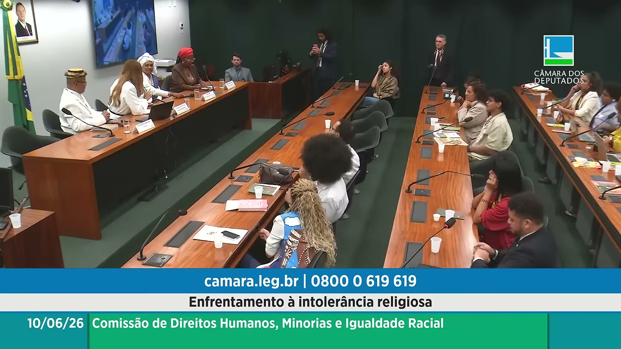 Vídeo do evento em 42:00