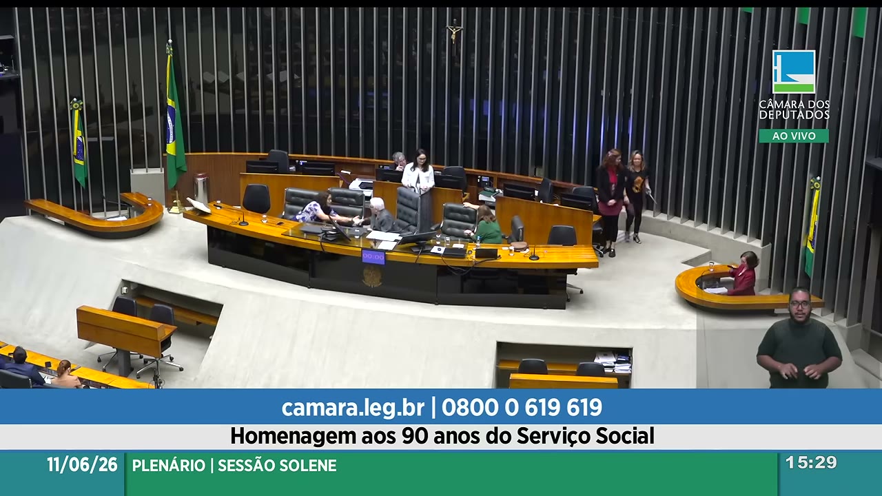 Vídeo do evento em 1:06:33