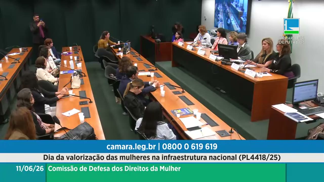 Vídeo do evento em 1:27:54