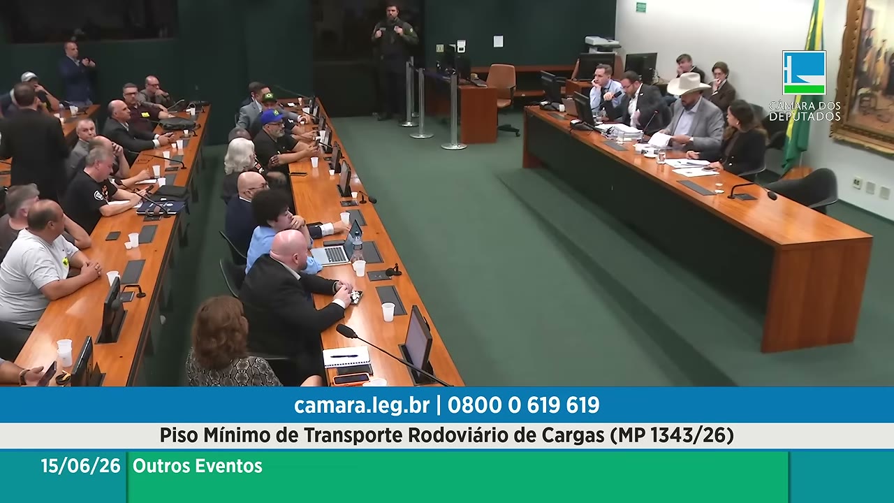 Vídeo do evento em 1:07:04