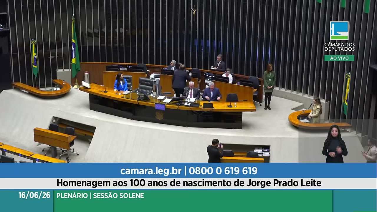 Vídeo do evento em 41:20