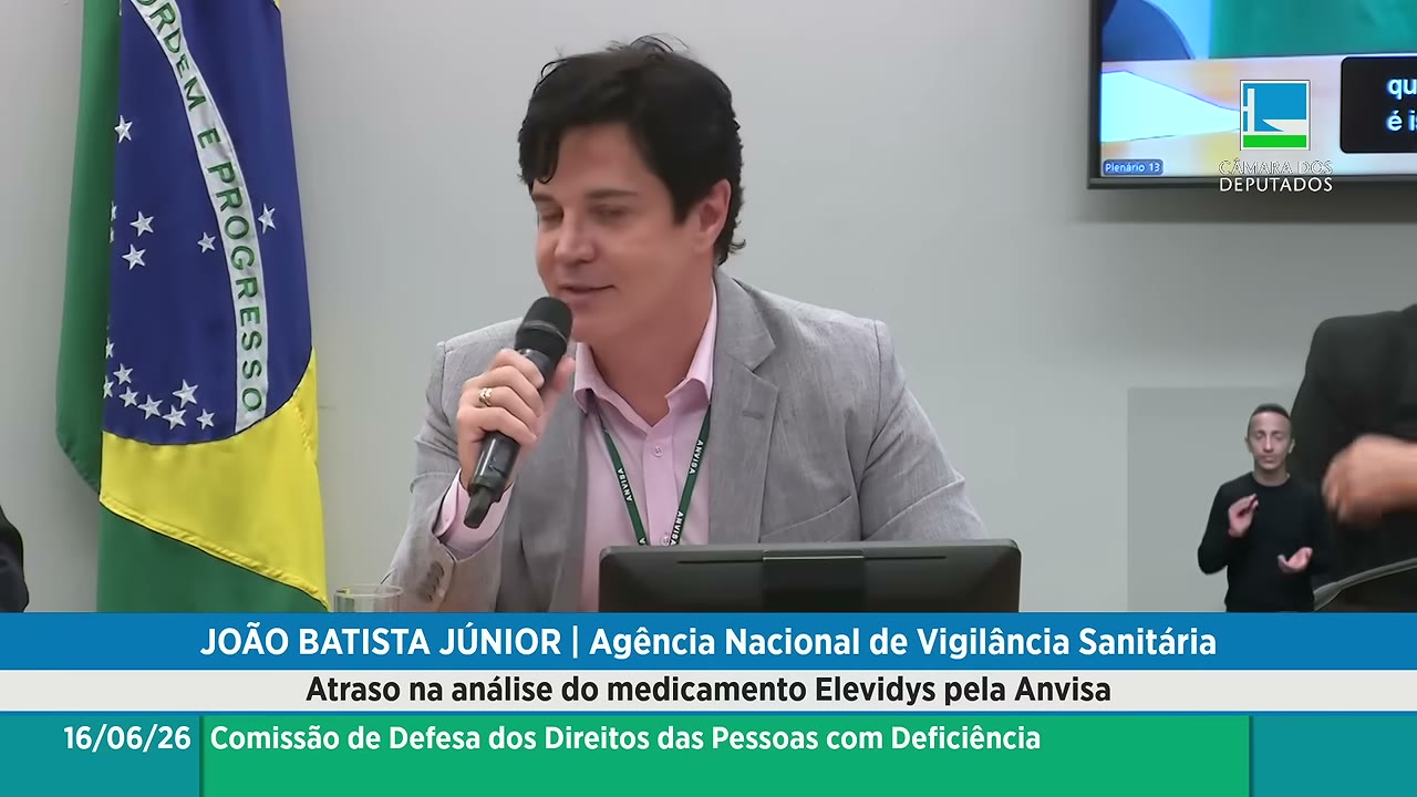 Vídeo do evento em 1:03:17