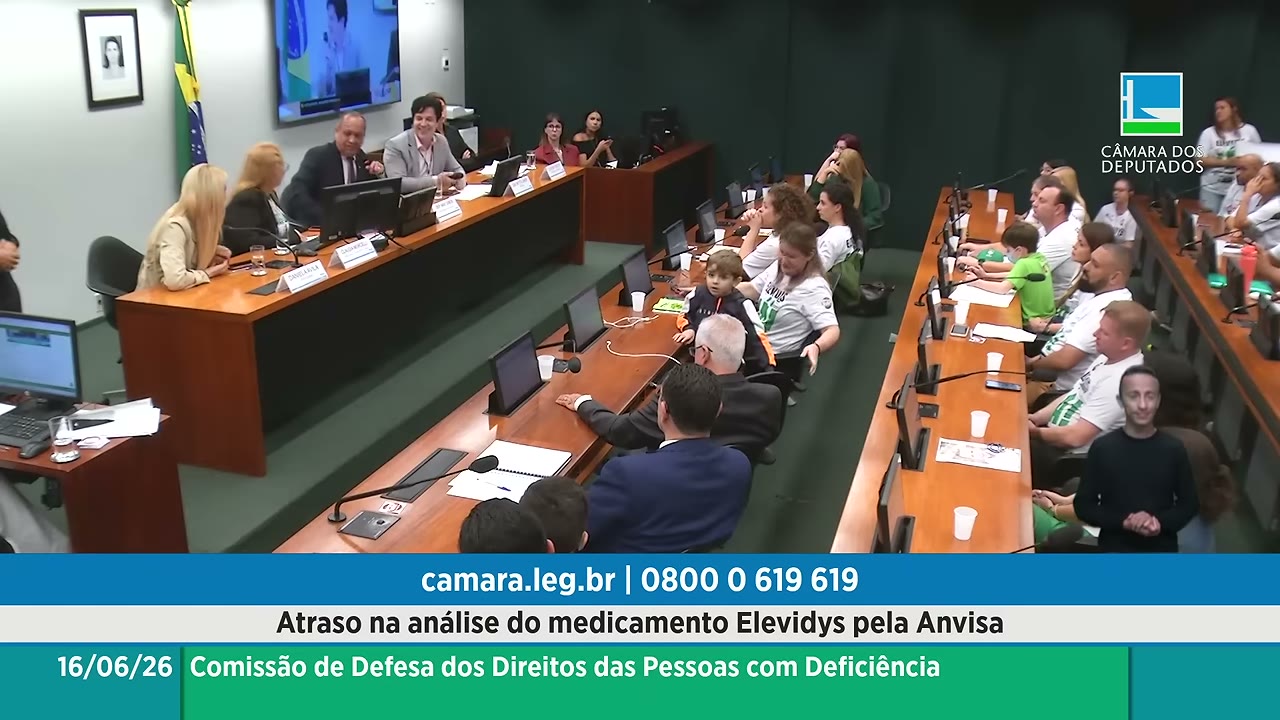 Vídeo do evento em 1:04:26