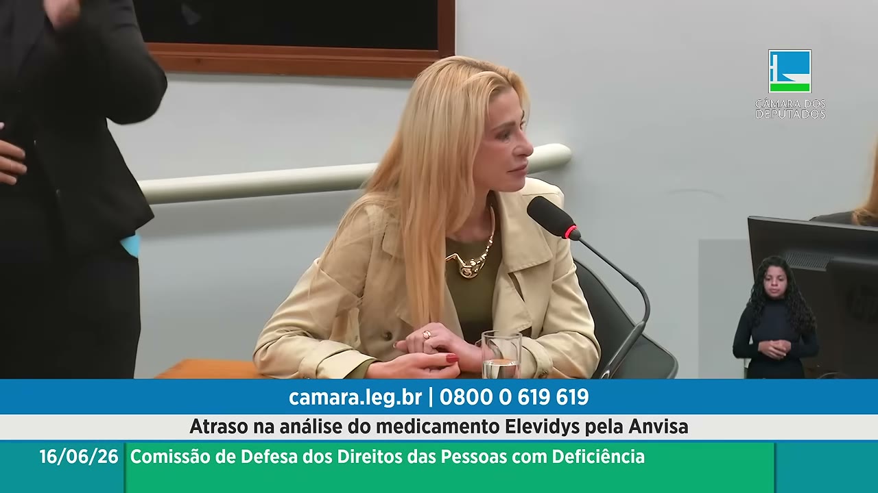 Vídeo do evento em 1:11:04