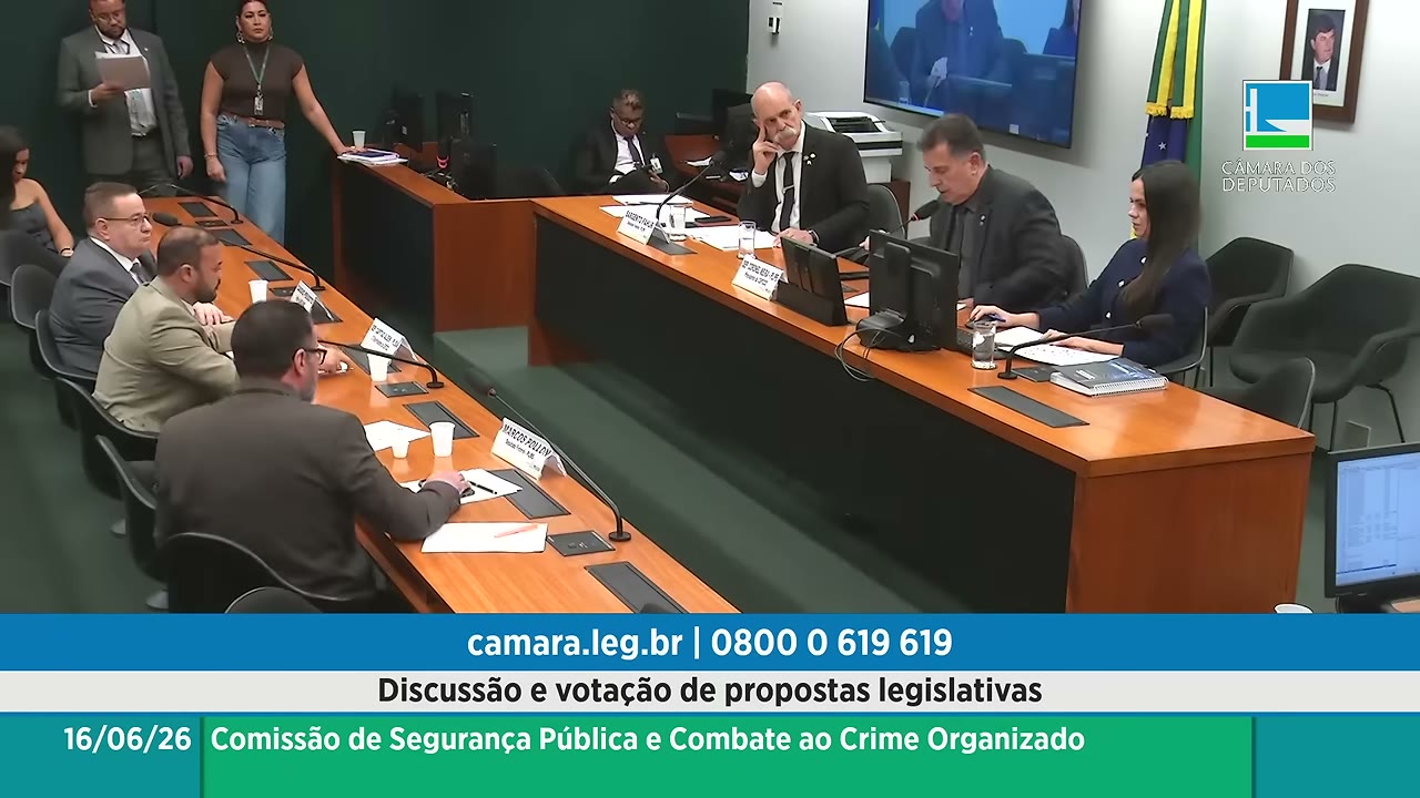 Vídeo do evento em 1:11:07