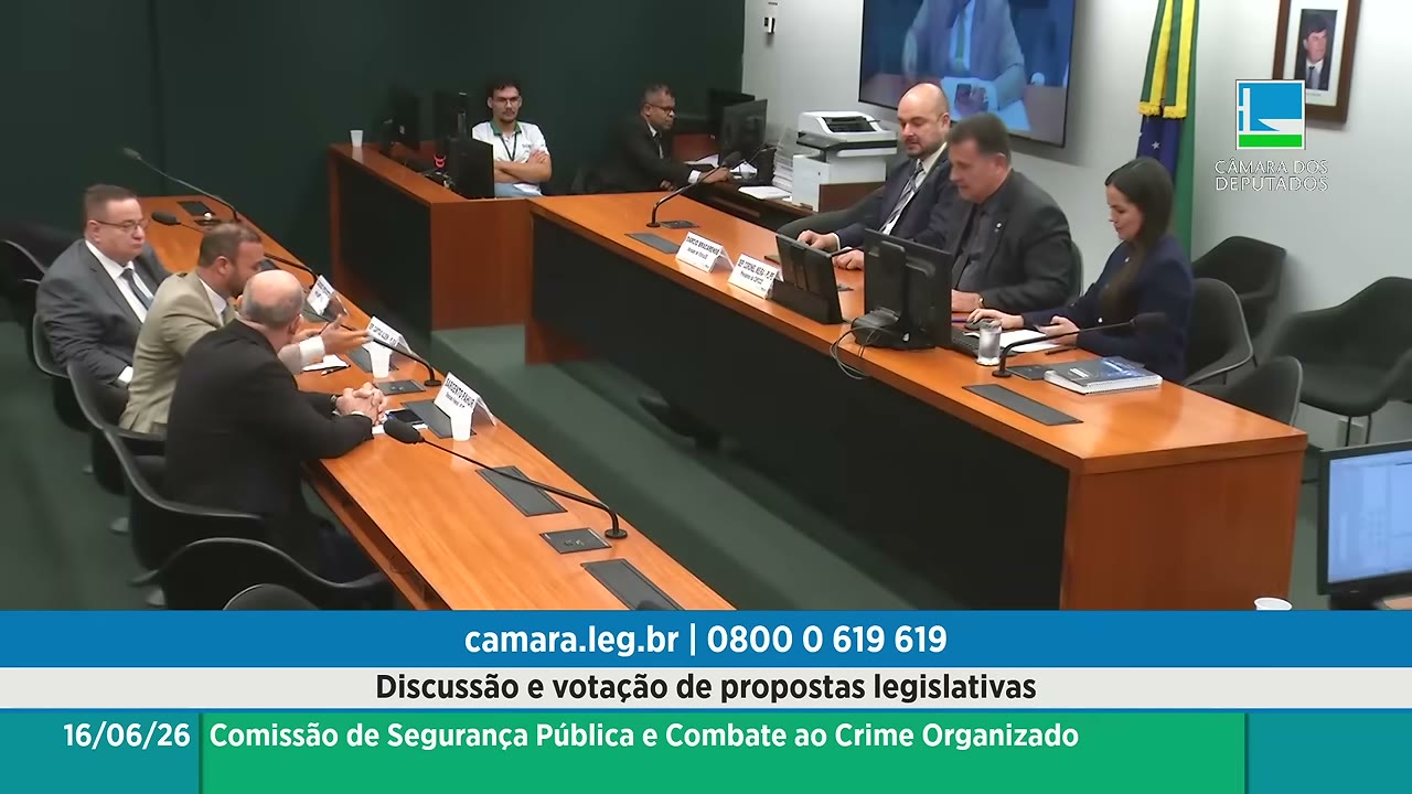 Vídeo do evento em 2:02:51